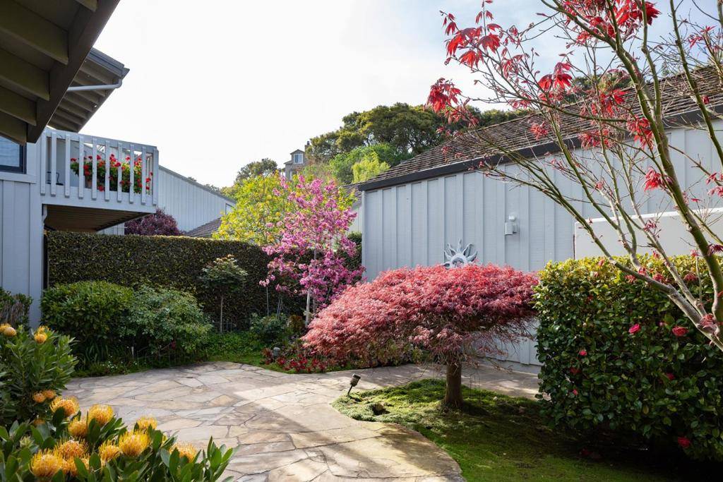 Carmel, CA 93923,28092 Barn WAY