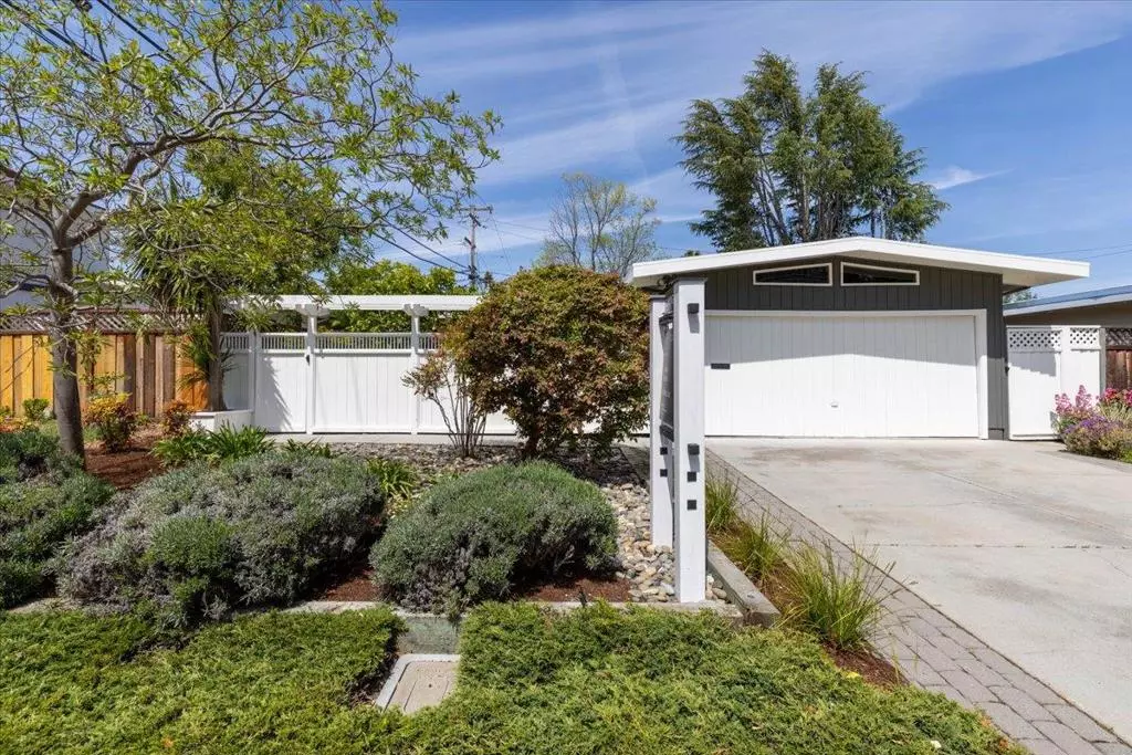 Mountain View, CA 94043,336 Anna AVE