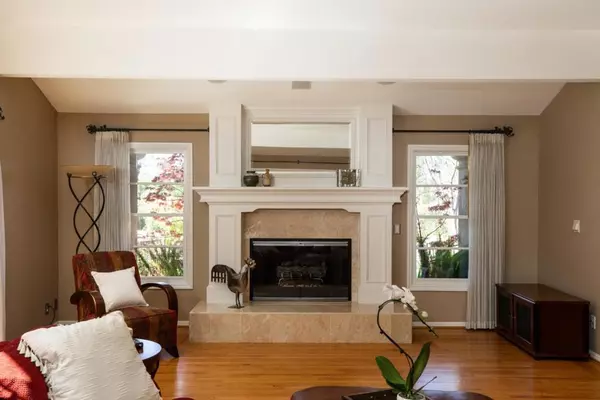 Saratoga, CA 95070,18500 Aquino WAY