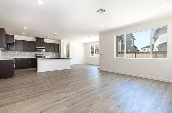 Lathrop, CA 95330,16013 Testarossa ST