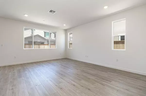 Lathrop, CA 95330,16013 Testarossa ST