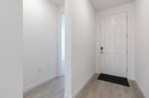 Lathrop, CA 95330,16013 Testarossa ST