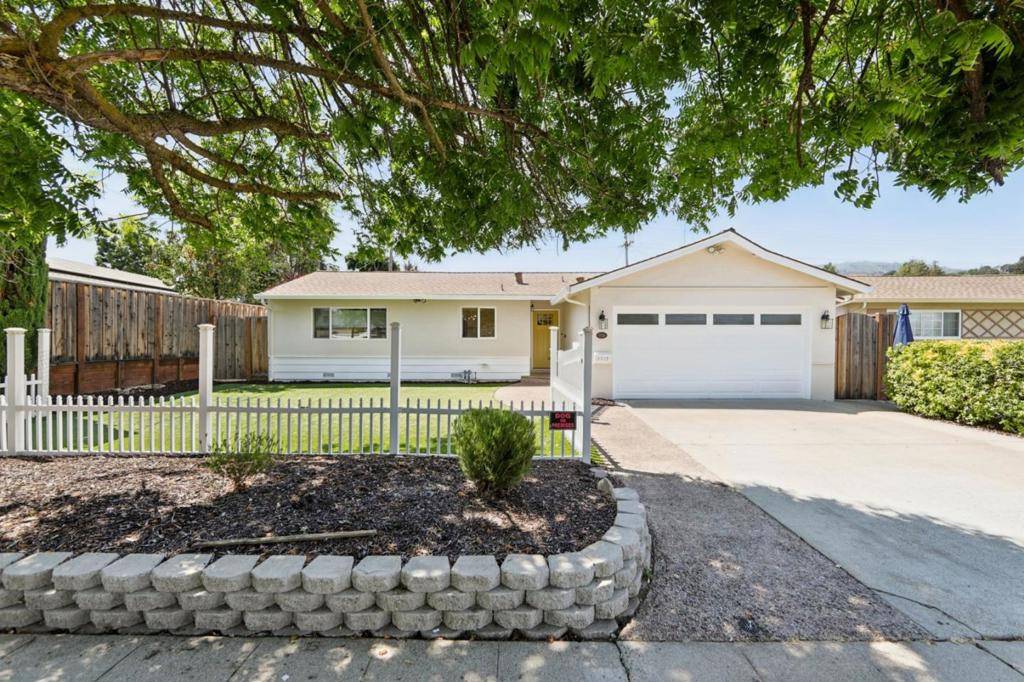San Jose, CA 95124,1684 Zinnia LN