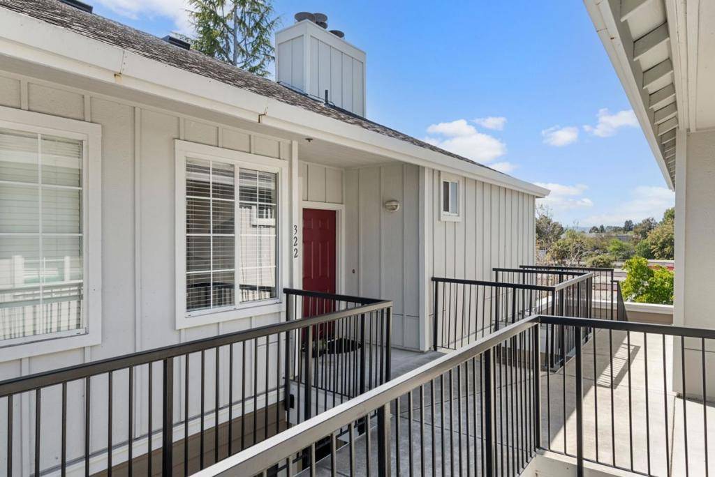 Sunnyvale, CA 94085,250 Santa Fe TER #322