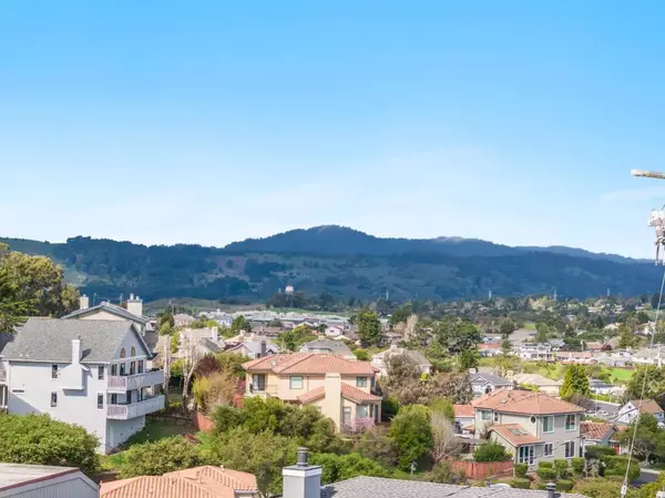 Belmont, CA 94002,2741 Belmont Canyon RD