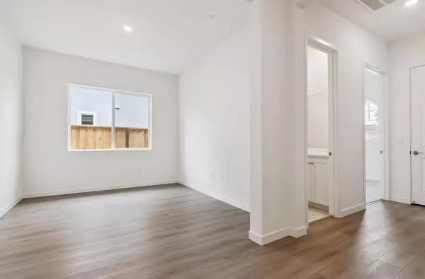 Vallejo, CA 94591,8078 Waterfall LN