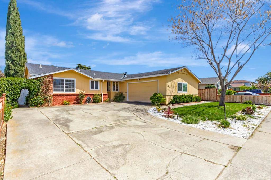 1368 Sunshadow LN, San Jose, CA 95127