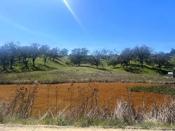 355 Pine Ridge RD, Lakeport, CA 95453
