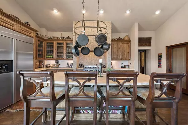 Los Gatos, CA 95033,19375 Montevina RD