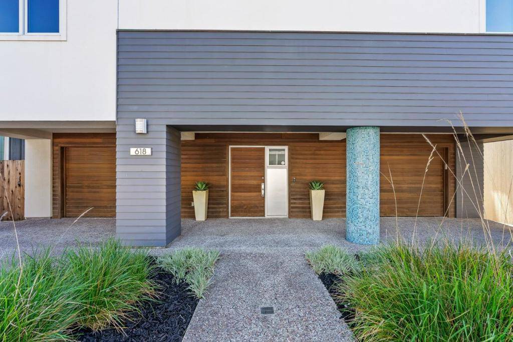 Aptos, CA 95003,618 Beach DR