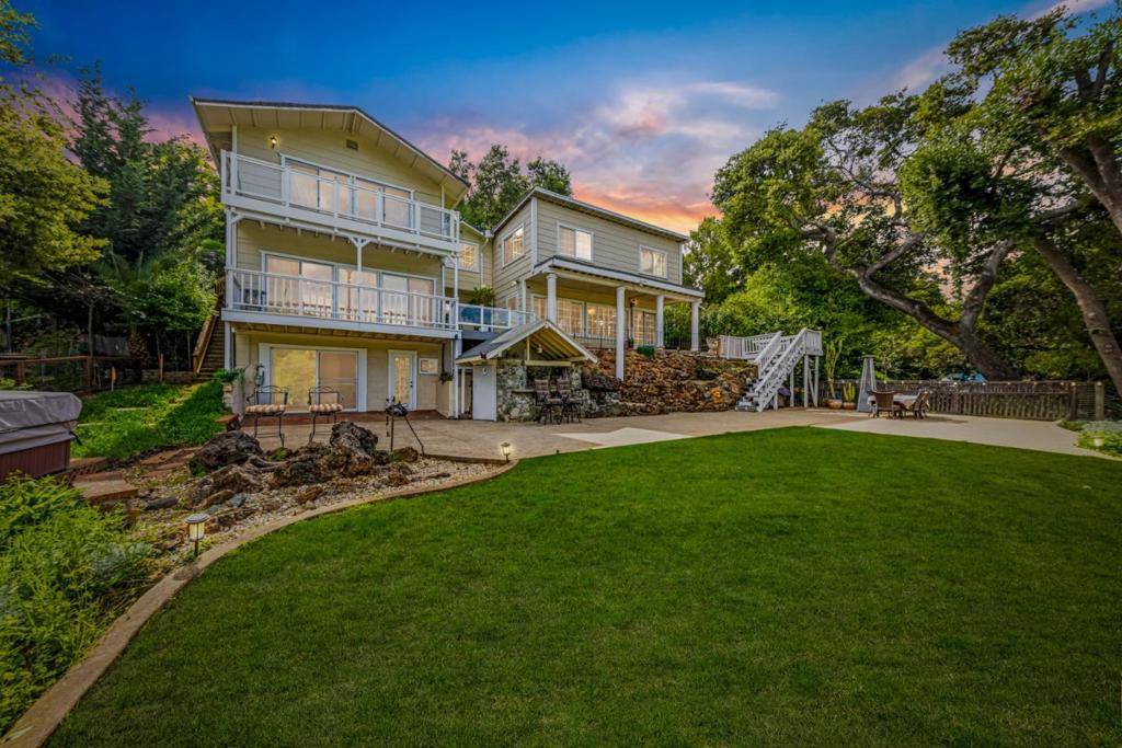 17480 Hoot Owl WAY, Morgan Hill, CA 95037