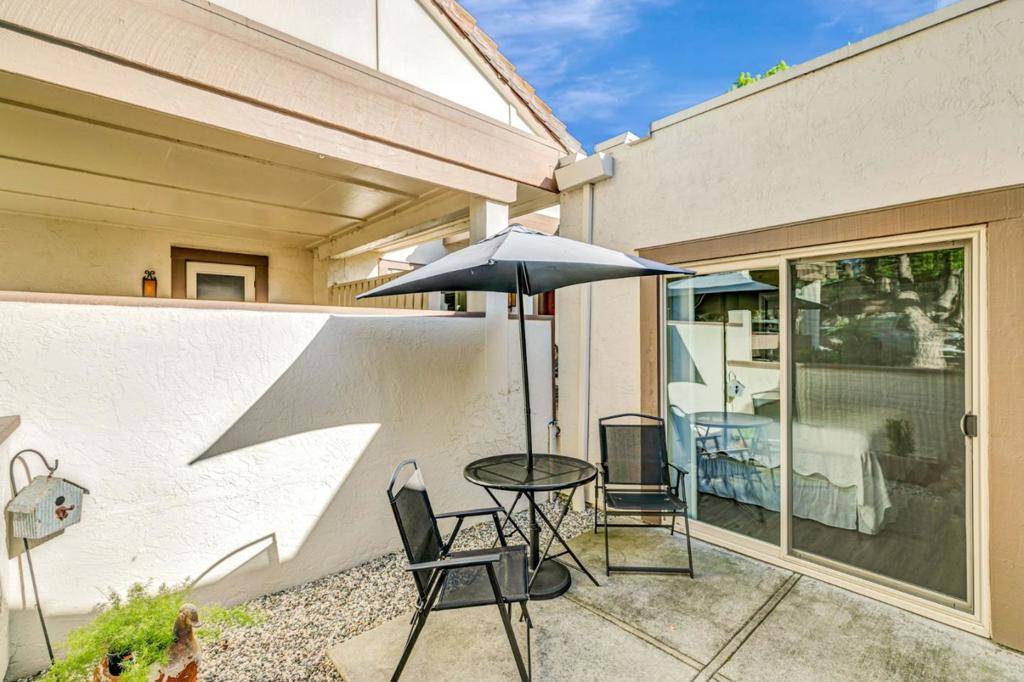 San Jose, CA 95135,6094 Montgomery CT