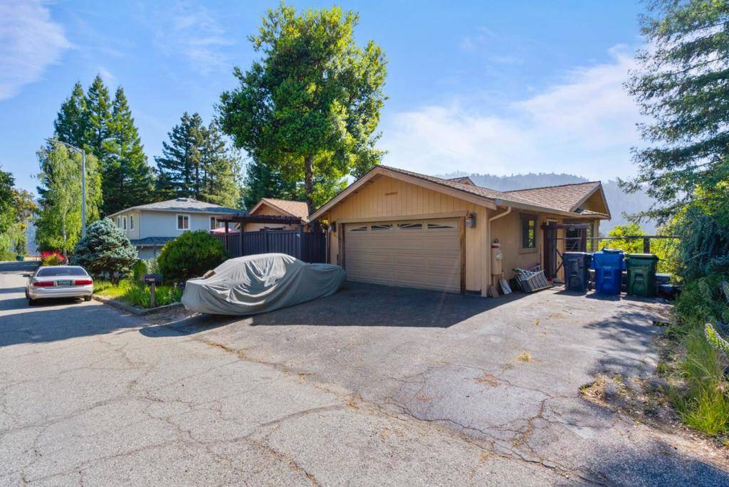 Boulder Creek, CA 95006,267 Crows Nest DR