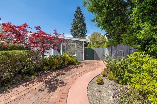 Palo Alto, CA 94306,342 Carolina LN