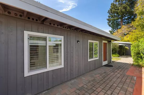 Palo Alto, CA 94306,342 Carolina LN