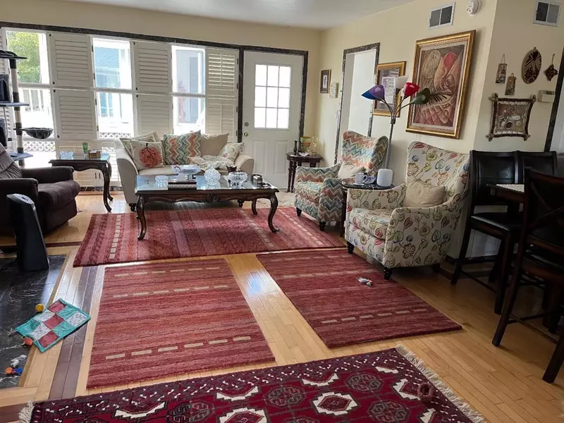 684 Roble AVE, Menlo Park, CA 94025