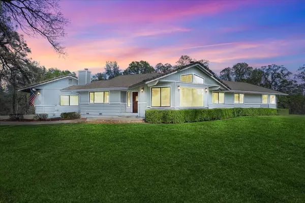 19862 Paso Robles AVE, Redding, CA 96003