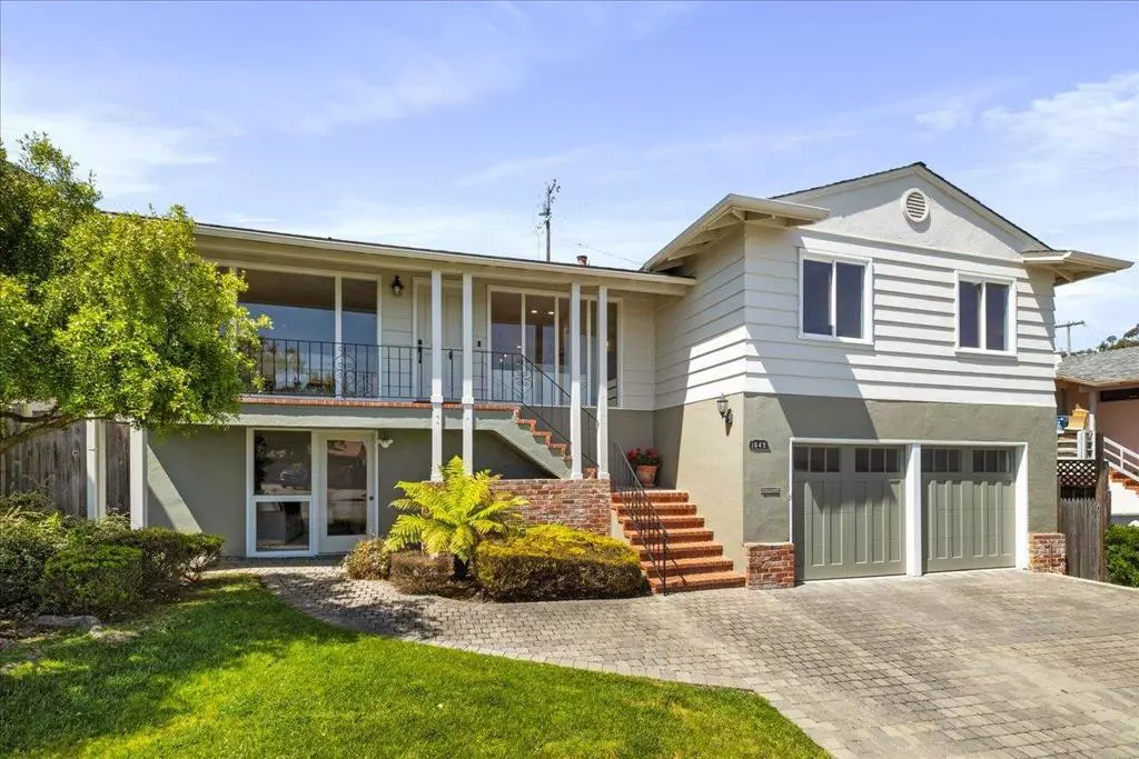 Millbrae, CA 94030,1049 Crestview DR