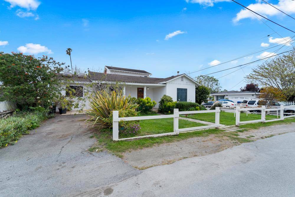 Watsonville, CA 95076,102 Dick Phelps RD