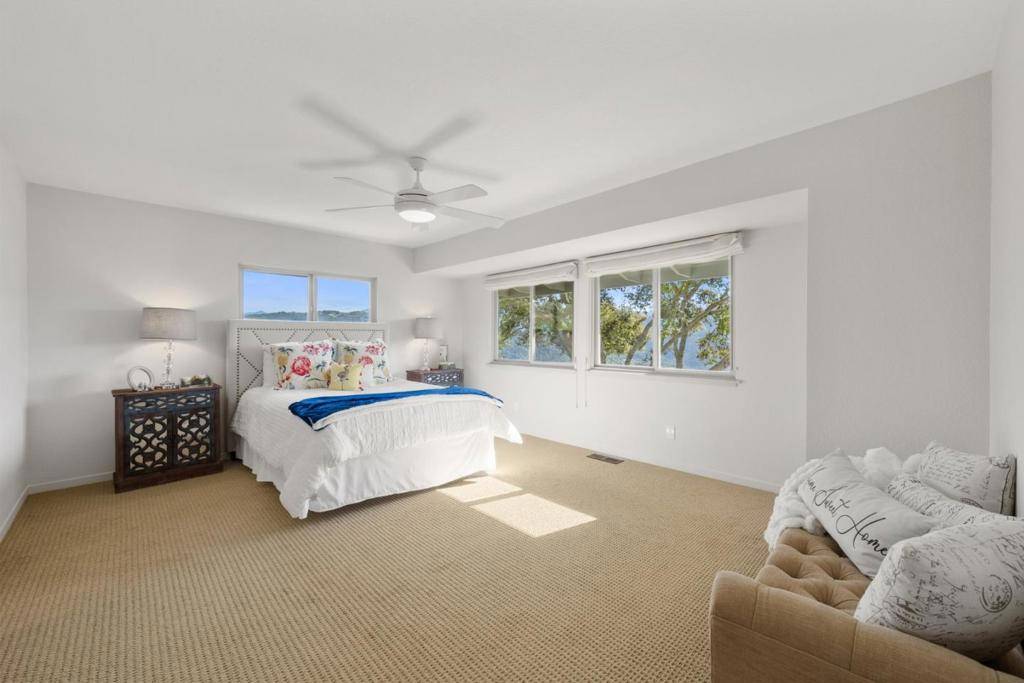Carmel Valley, CA 93924,31475 Via Las Rosas