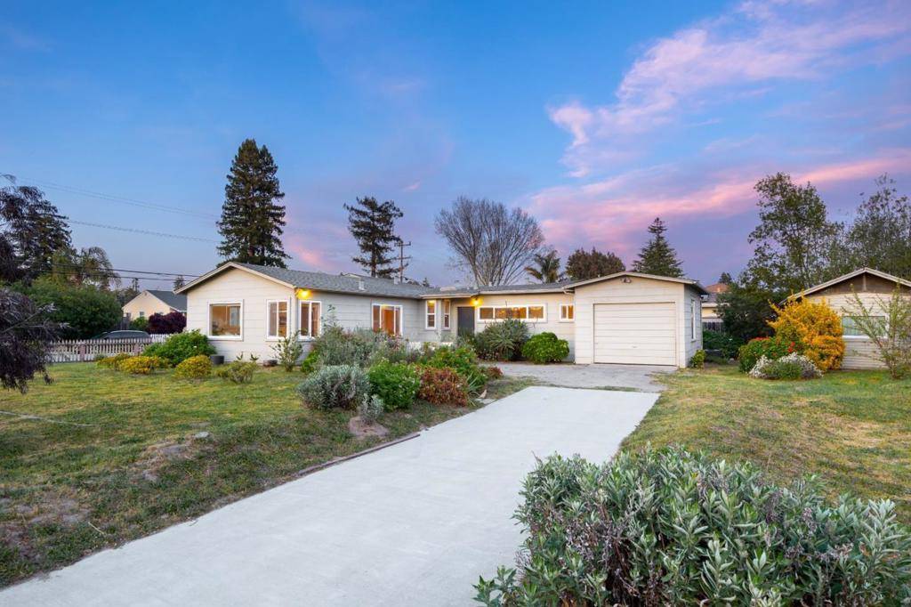 Santa Cruz, CA 95060,208 Coulson AVE