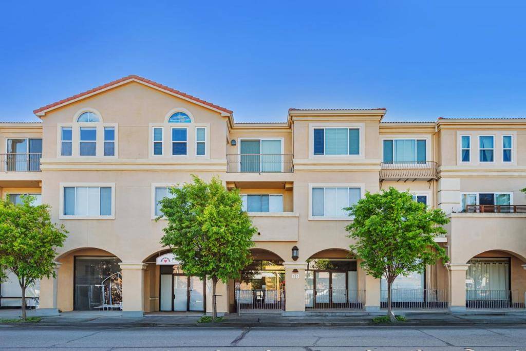 San Mateo, CA 94402,88 17th AVE #304