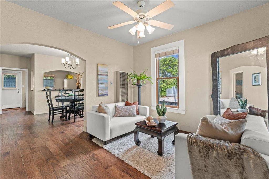 Santa Cruz, CA 95060,815 River ST