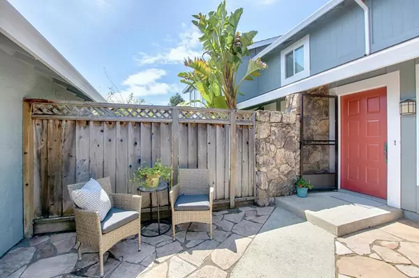 Aptos, CA 95003,293 Perch WAY