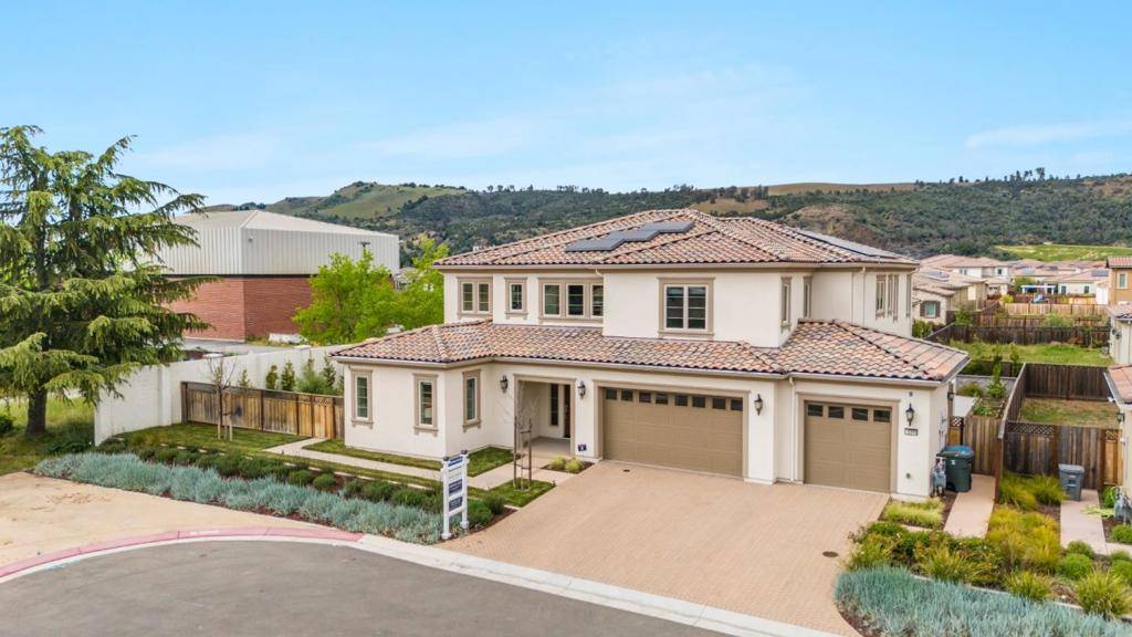 Morgan Hill, CA 95037,18265 Via Potano