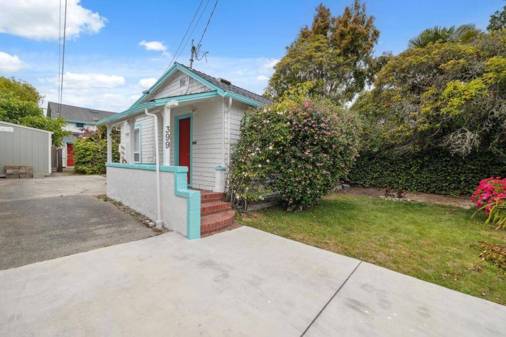 Santa Cruz, CA 95062,399 13th AVE