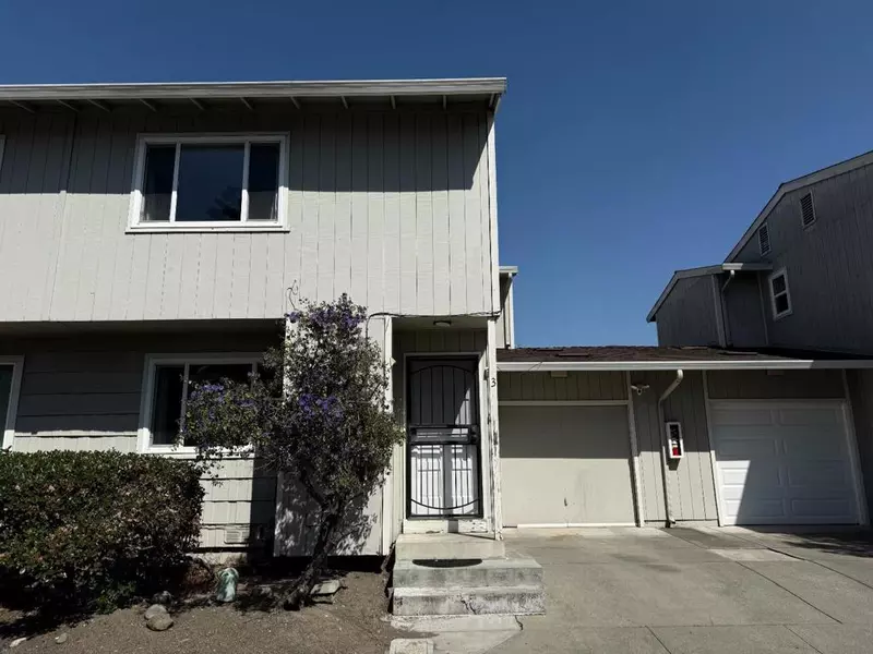 631 Foster CT #3, Hayward, CA 94544