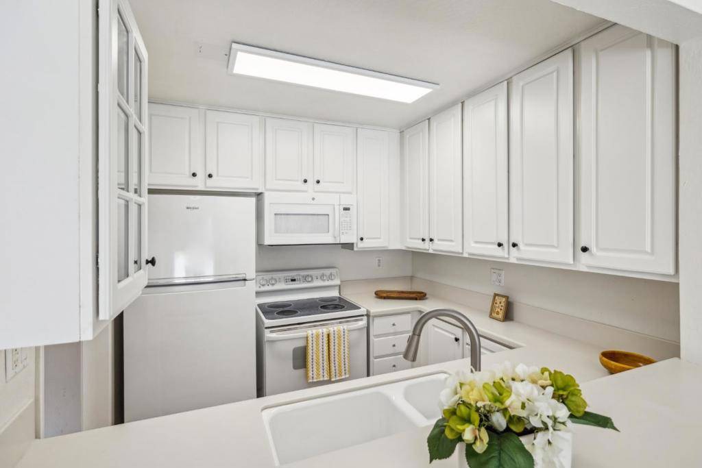 Millbrae, CA 94030,1550 Frontera WAY #119