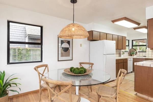 Pacific Grove, CA 93950,917 Fountain AVE