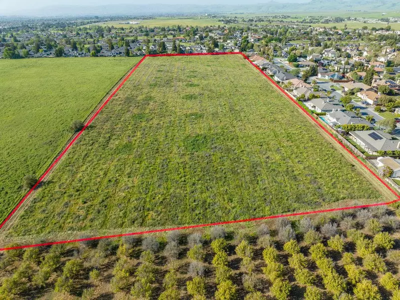 5181 Southside RD, Hollister, CA 95023