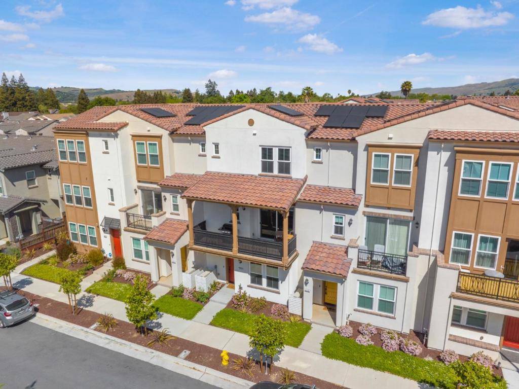 605 Los Castanos DR, Morgan Hill, CA 95037