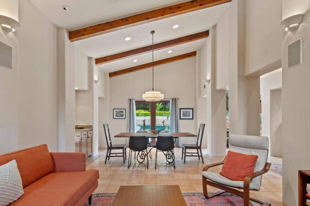 Carmel Valley, CA 93924,42 Upper Circle