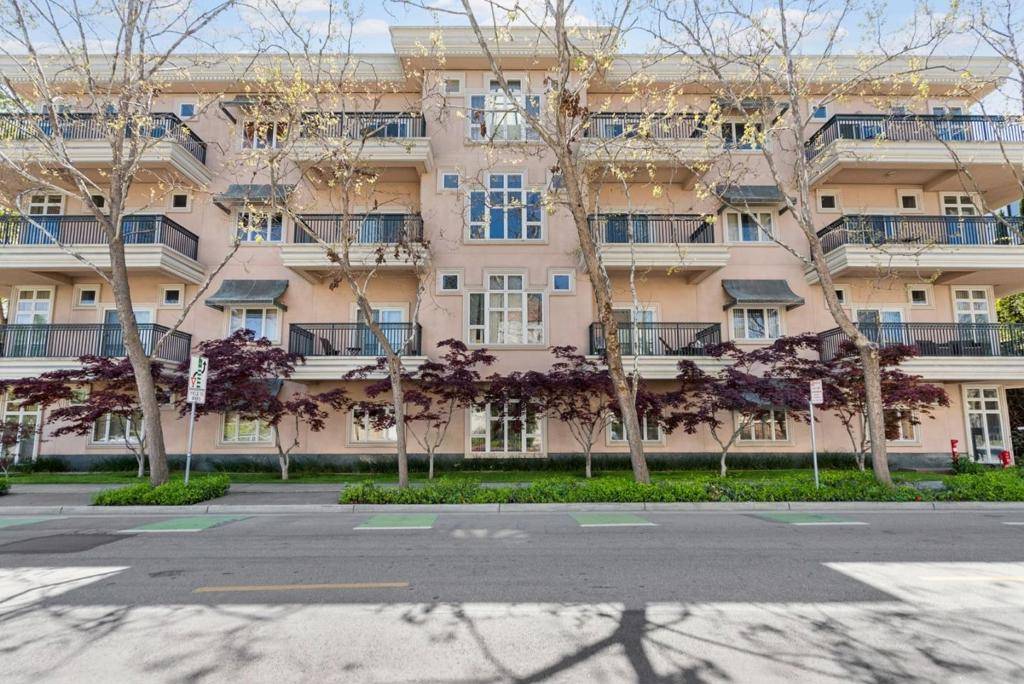 Palo Alto, CA 94306,200 Sheridan AVE #307