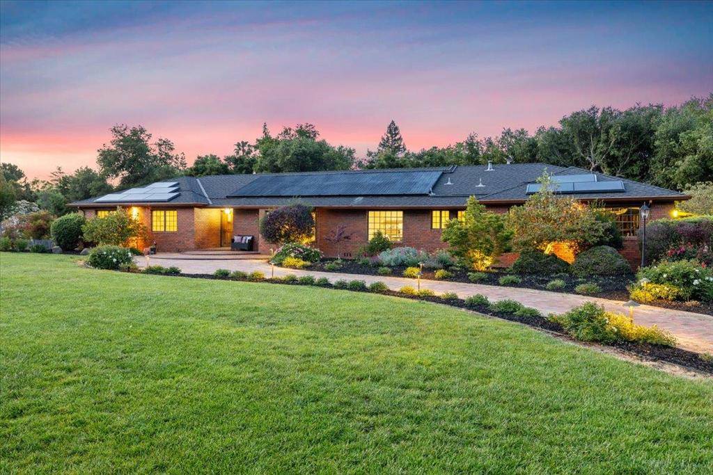 20811 Norada CT, Saratoga, CA 95070