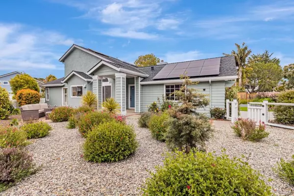 2100 Winged Foot RD, Half Moon Bay, CA 94019