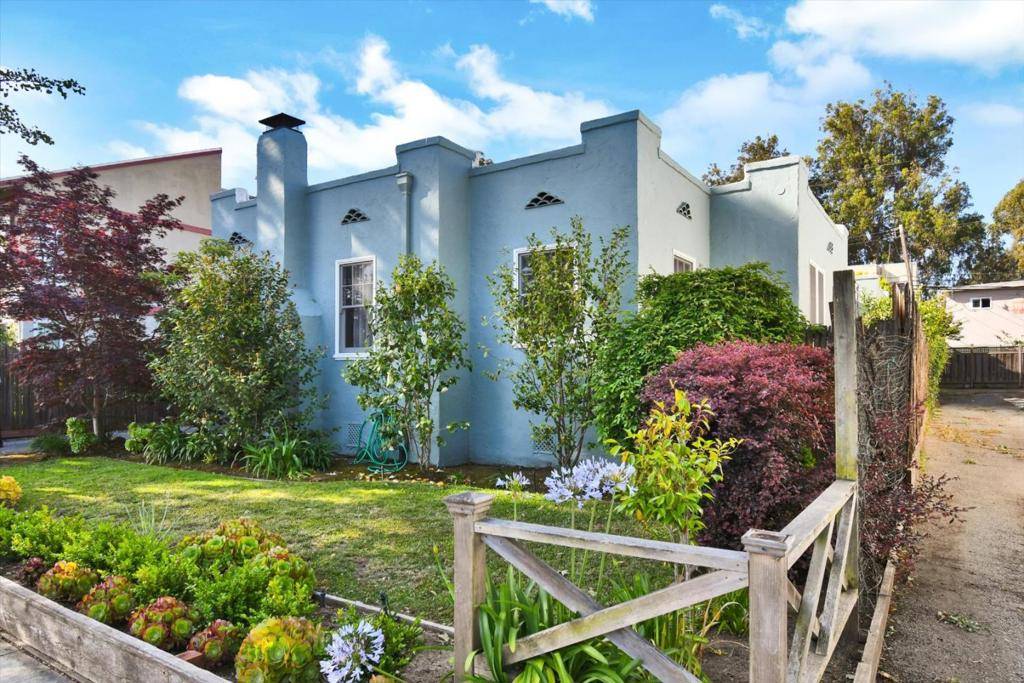 1137 Capuchino AVE, Burlingame, CA 94010