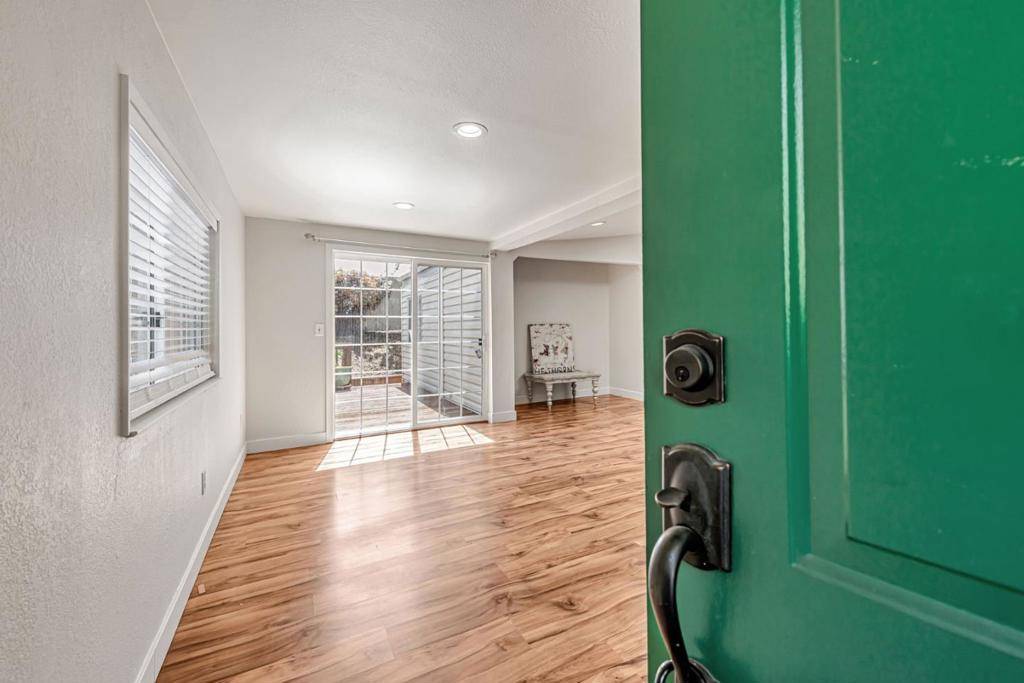 Sunnyvale, CA 94086,125 N Mary AVE