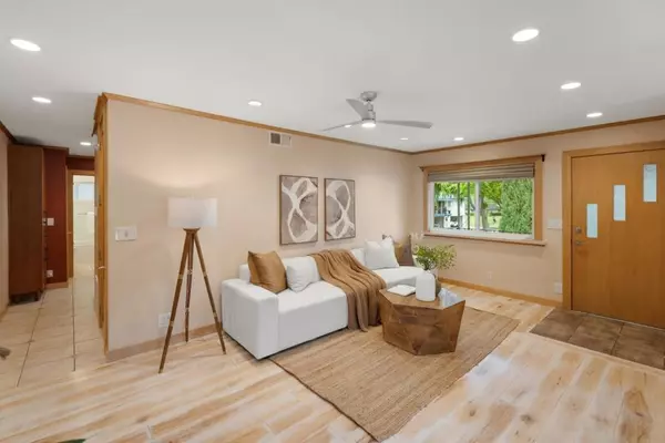 Campbell, CA 95008,314 N 3rd ST #4