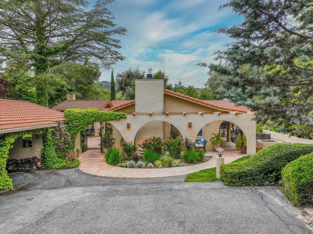 8103 Crestview CT, Gilroy, CA 95020