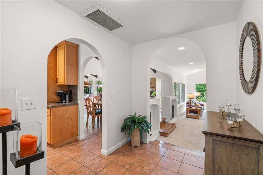 Gilroy, CA 95020,8103 Crestview CT