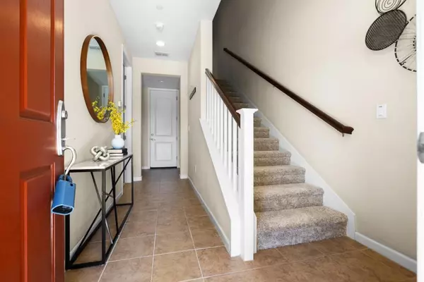 San Jose, CA 95124,1653 Hillsdale AVE #5