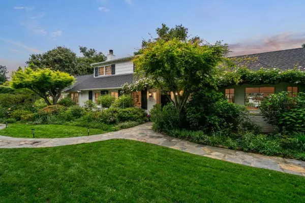 Atherton, CA 94027,37 Lupin LN