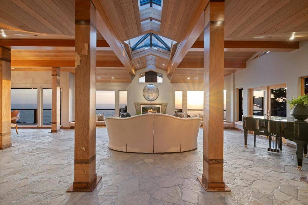 Carmel, CA 93923,31475 Highway 1