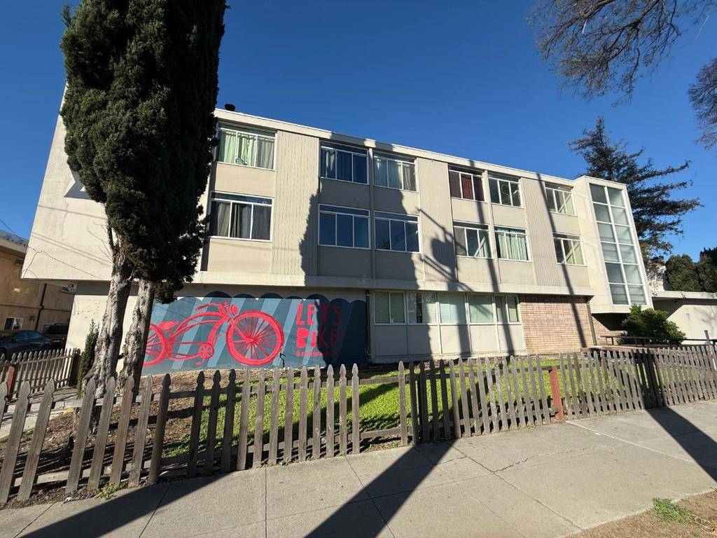 San Jose, CA 95112,155 S 11th ST