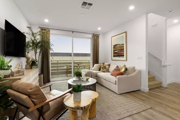 Sunnyvale, CA 94087,1304 Barbet CIR #1