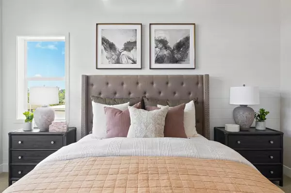 1304 Barbet CIR #1, Sunnyvale, CA 94087